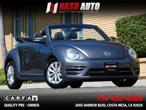Used 2018 Volkswagen Beetle 2.0T S FWD image 1