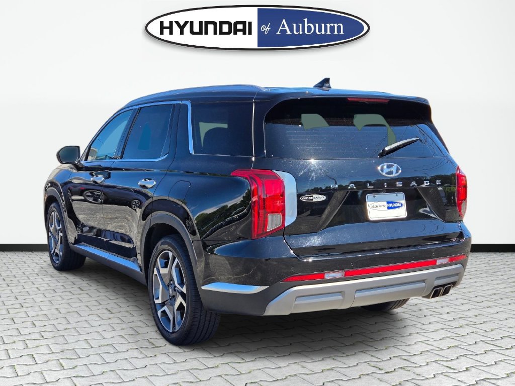 Certified 2024 Hyundai Palisade Limited FWD image 9