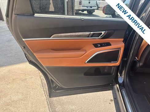 Used 2025 Kia Telluride SX Prestige X-Line AWD/4WD image 17