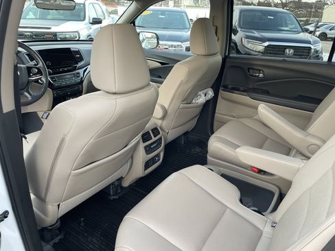 Certified 2022 Honda Pilot Elite image 12