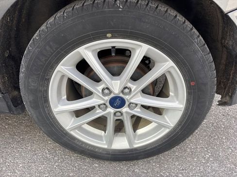 Used 2018 Ford Focus SE image 17