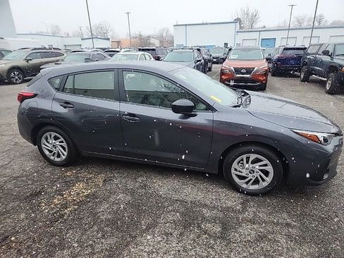 Used 2025 Subaru Impreza 2.0i image 2