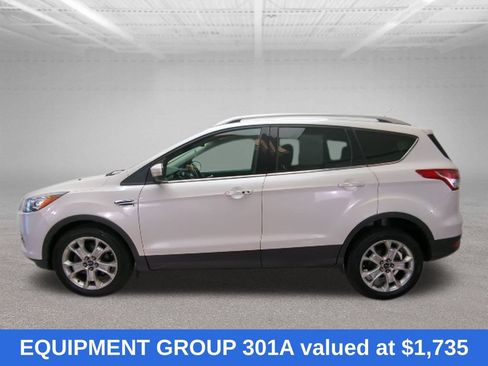Used 2015 Ford Escape Titanium w/ Equipment Group 301A FWD image 4