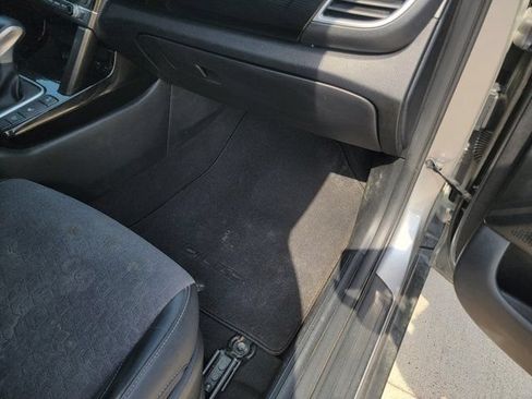 Used 2024 Kia Seltos S AWD/4WD image 9