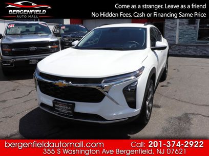 Used 2025 Chevrolet Trax LT