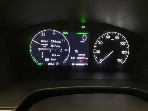 Used 2024 Honda CR-V Sport image 17
