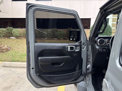 Used 2021 Jeep Wrangler Willys image 20