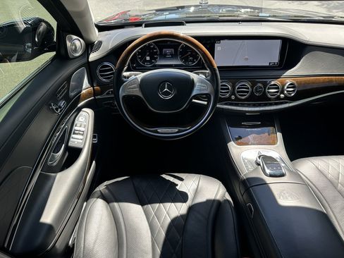 Used 2016 Mercedes-Benz Maybach S 600 image 16