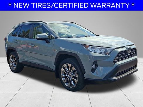Used 2019 Toyota RAV4 XLE Premium AWD/4WD image 3