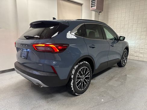 New 2026 Ford Escape SE w/ PHEV Premium Package image 21
