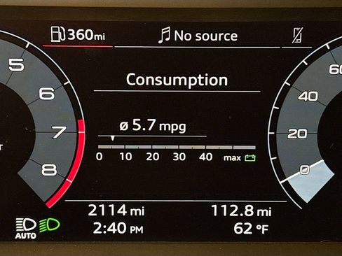 Certified 2025 Audi Q3 2.0T Premium w/ Convenience Package image 8
