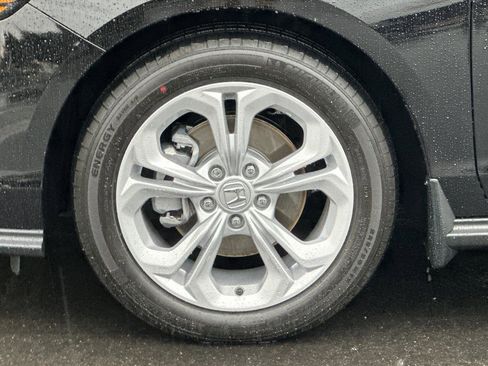 Certified 2025 Honda Accord LX image 25