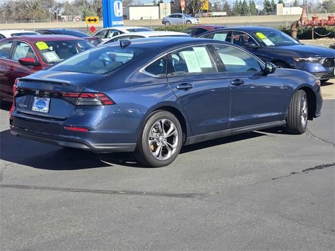 Used 2023 Honda Accord EX image 4