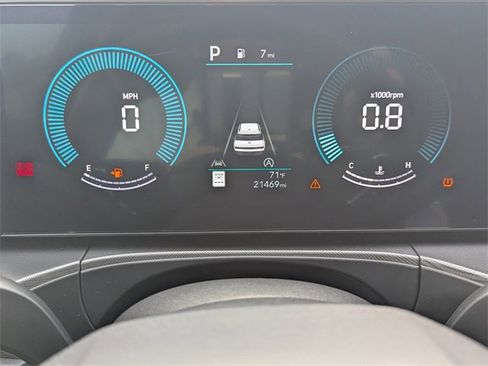 Used 2025 Hyundai Santa Fe SE image 24