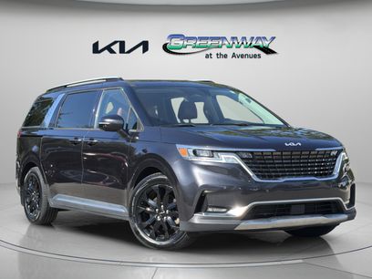 Used 2022 Kia Carnival SX