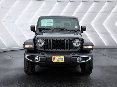 New 2026 Jeep Gladiator Sport AWD/4WD image 9