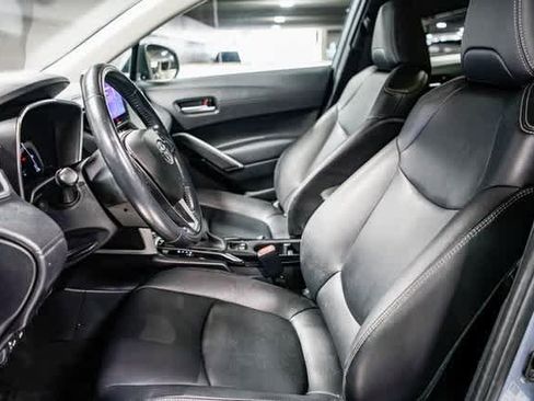 Certified 2023 Toyota Corolla Cross XLE image 17
