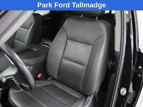 Used 2022 Chevrolet Silverado 1500 RST w/ Convenience Package II AWD/4WD image 11