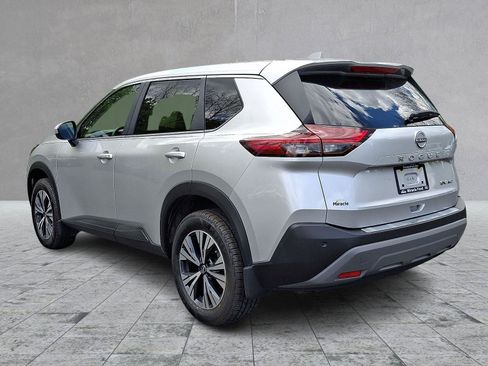 Used 2023 Nissan Rogue SV AWD/4WD image 4