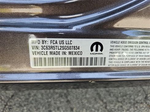 New 2025 RAM 2500 Limited image 10