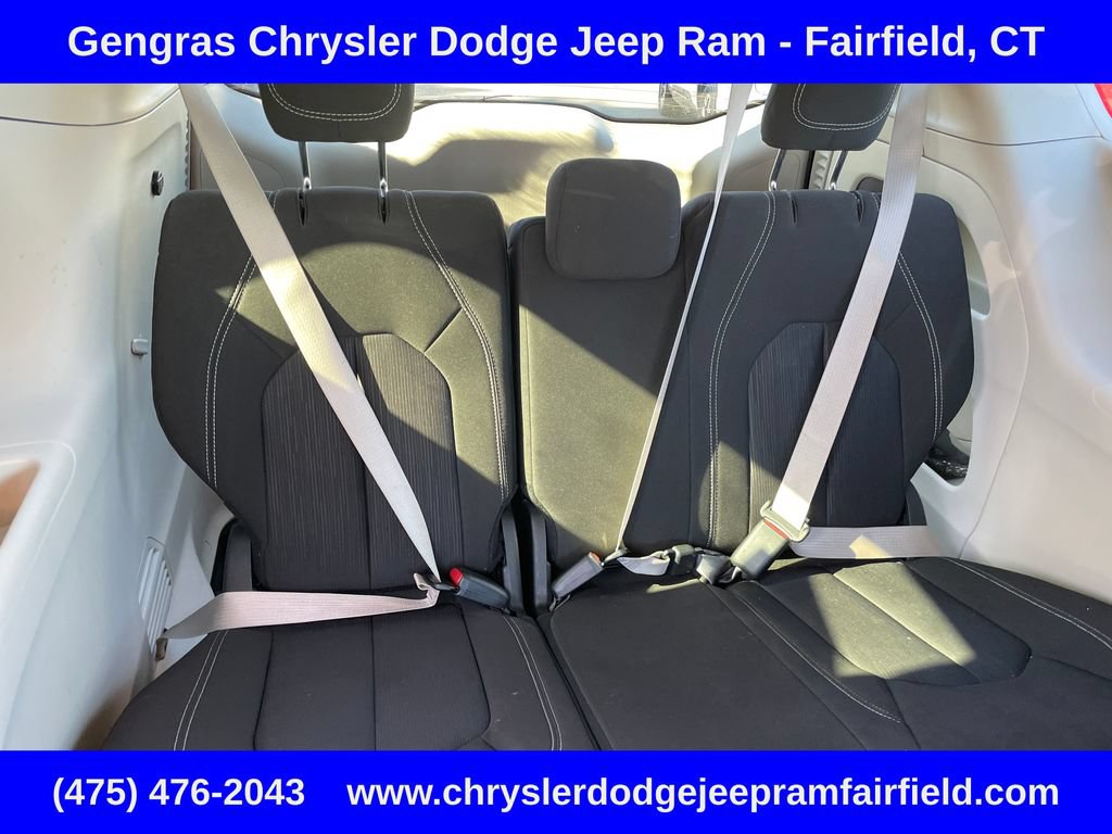 Certified 2023 Chrysler Voyager LX FWD image 29