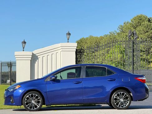 Used 2016 Toyota Corolla S w/ Driver Convenience Package FWD image 7