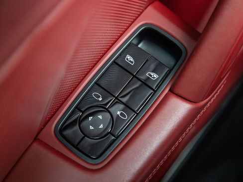Certified 2021 Porsche 911 Turbo AWD/4WD image 19