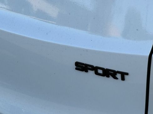 Used 2025 Honda CR-V Sport-L image 11