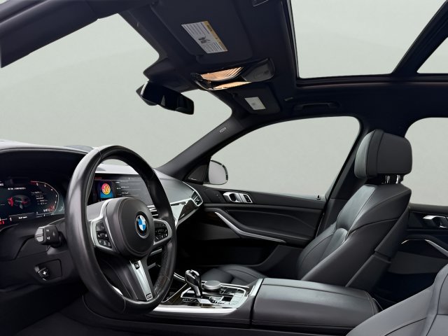 Used 2021 BMW X5 M50i AWD/4WD image 15