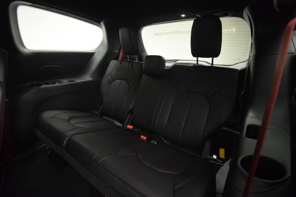 New 2027 Chrysler Pacifica Select AWD/4WD image 37