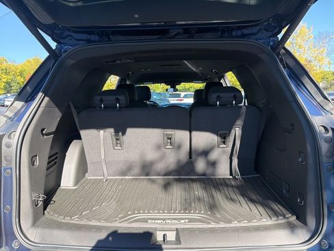 Used 2023 Chevrolet Traverse LT image 22