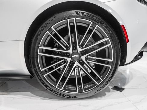 Used 2024 Aston Martin DB12 V8 image 42