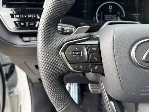 Certified 2026 Lexus TX 500h AWD w/ Technology Package image 14