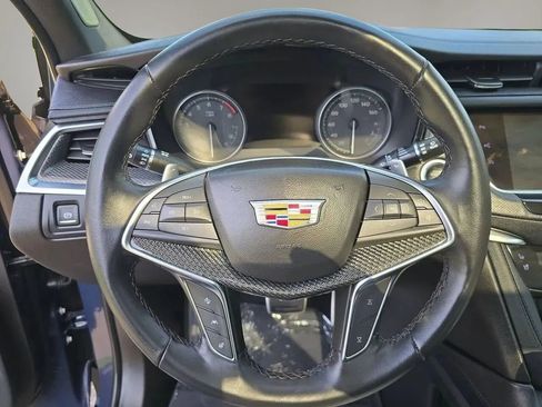 Used 2024 Cadillac XT5 Sportv w/ Technology Package AWD/4WD image 14