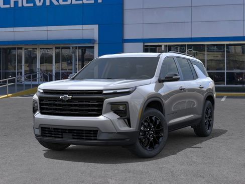 New 2026 Chevrolet Traverse LT w/ Midnight/Sport Edition image 6