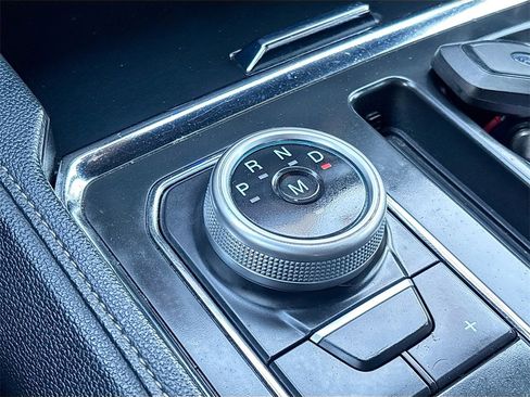 Used 2023 Ford Expedition Limited image 17