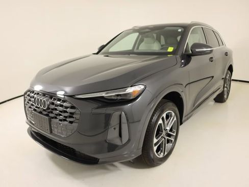 Certified 2025 Audi Q5 Premium w/ Premium Plus AWD/4WD image 1