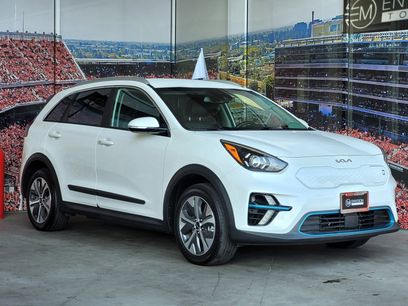 Used 2022 Kia Niro EX w/ Cold Weather Package