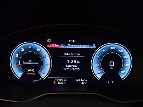 Certified 2025 Audi Q5 Premium w/ Convenience Plus Package image 16