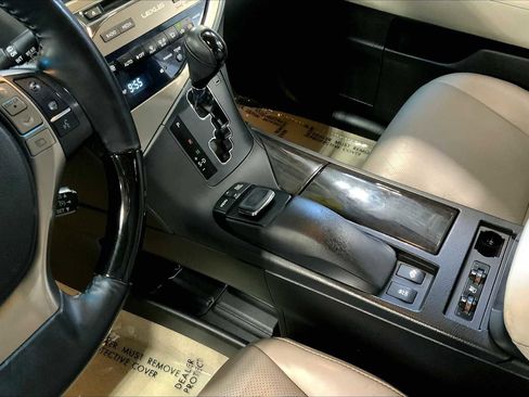 Used 2015 Lexus RX 450h AWD image 17