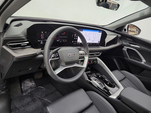 Used 2025 Audi Q5 Premium Plus w/ Premium Plus AWD/4WD image 9
