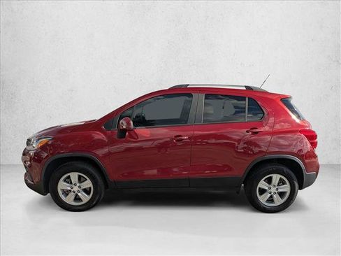 Used 2021 Chevrolet Trax LT image 9