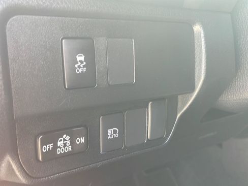 Used 2023 Toyota Tacoma SR5 AWD/4WD image 26