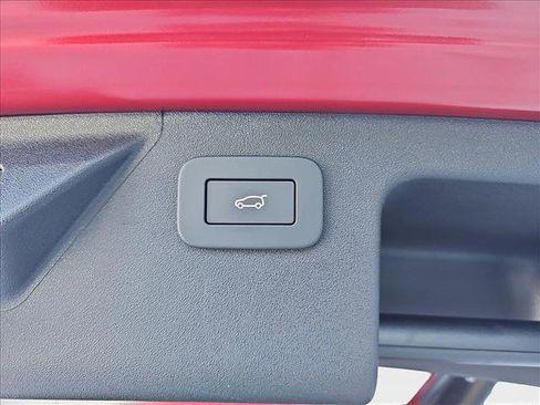 New 2025 Land Rover Discovery Sport S image 13