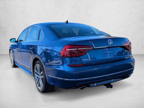 Used 2017 Volkswagen Passat 1.8T R-Line image 7