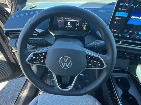 New 2026 Volkswagen ID.4 Pro S AWD/4WD image 18