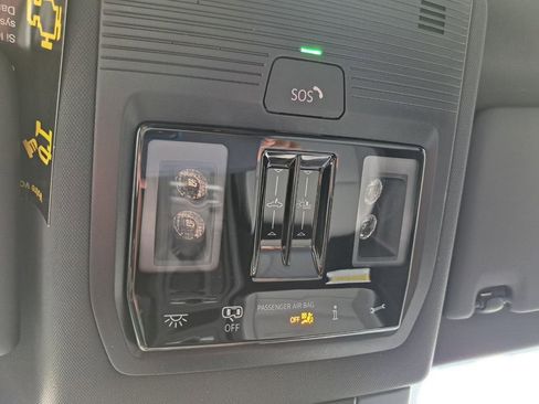 New 2026 Volkswagen Tiguan SE R-Line image 15