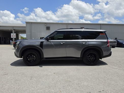 Used 2025 Nissan Armada PRO-4X w/ Pro-4X Premium Package AWD/4WD image 6