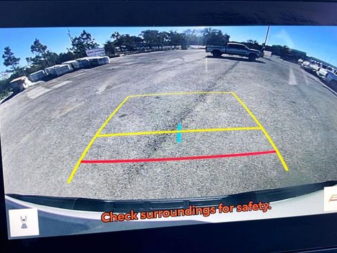 Used 2024 Toyota Tacoma SR image 25