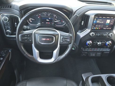 Used 2021 GMC Sierra 1500 SLT w/ X31 Off-Road Package AWD/4WD image 14